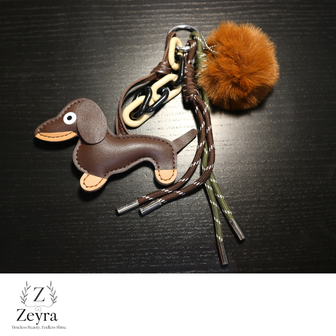 Zeyra Daxxie – Schlüsselanhänger im Dackel-Design mit verspielten Charms | Versand aus DE