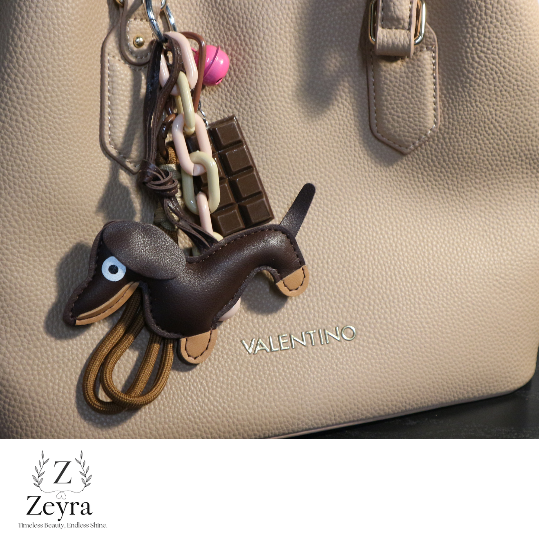 Zeyra Daxxie – Schlüsselanhänger im Dackel-Design mit verspielten Charms | Versand aus DE