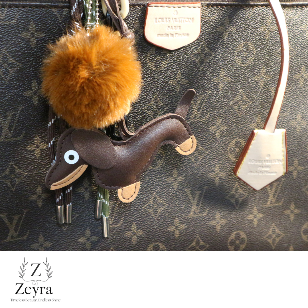 Zeyra Daxxie – Schlüsselanhänger im Dackel-Design mit verspielten Charms | Versand aus DE