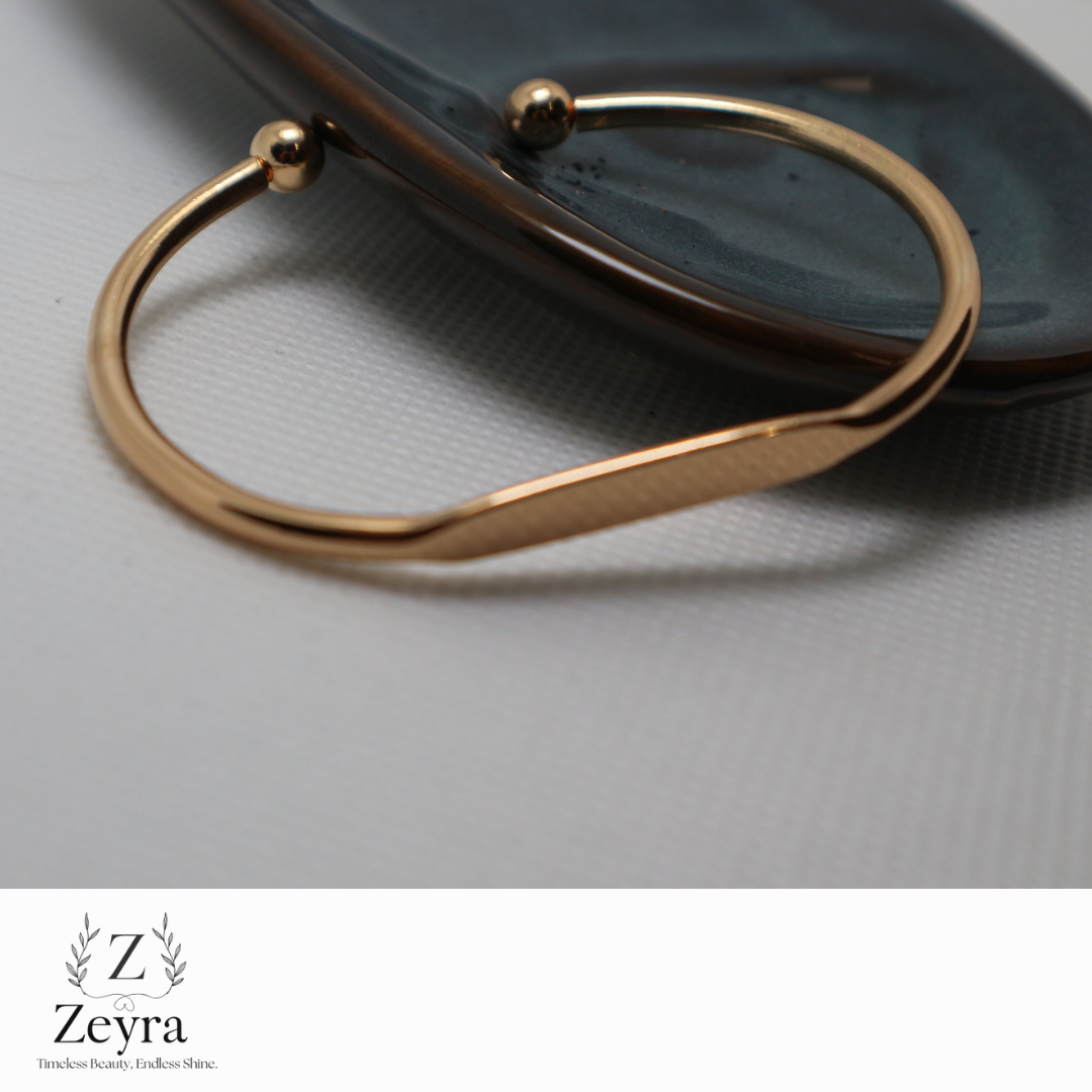 Zeyra Nova – Minimalistisches Armreif-Design in Roségold | Zeyra | Versand aus DE