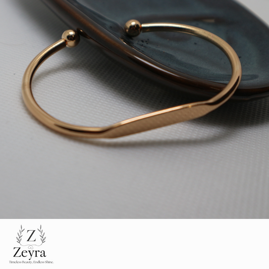 Zeyra Nova – Minimalistisches Armreif-Design in Roségold | Zeyra | Versand aus DE