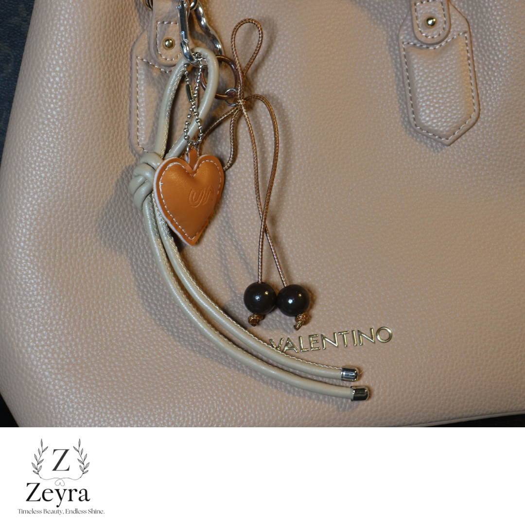 Zeyra Lovix – Schlüsselanhänger mit Herz-Design & Kordeldetail | Zeyra | Versand aus DE