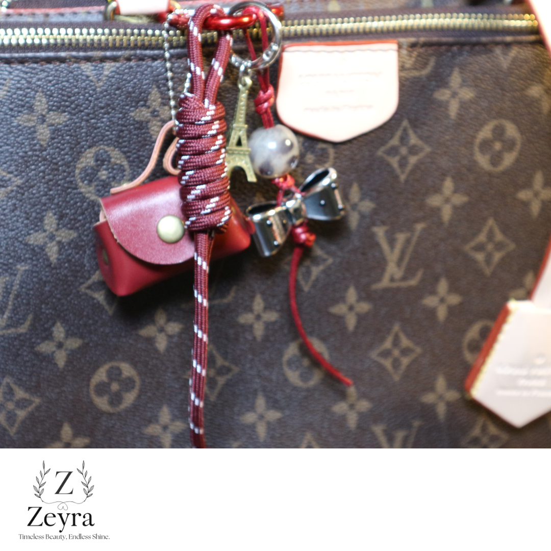 Zeyra Voyage – Taschenanhänger mit Mini-Tasche & Paris-Charms | Zeyra | Versand aus DE