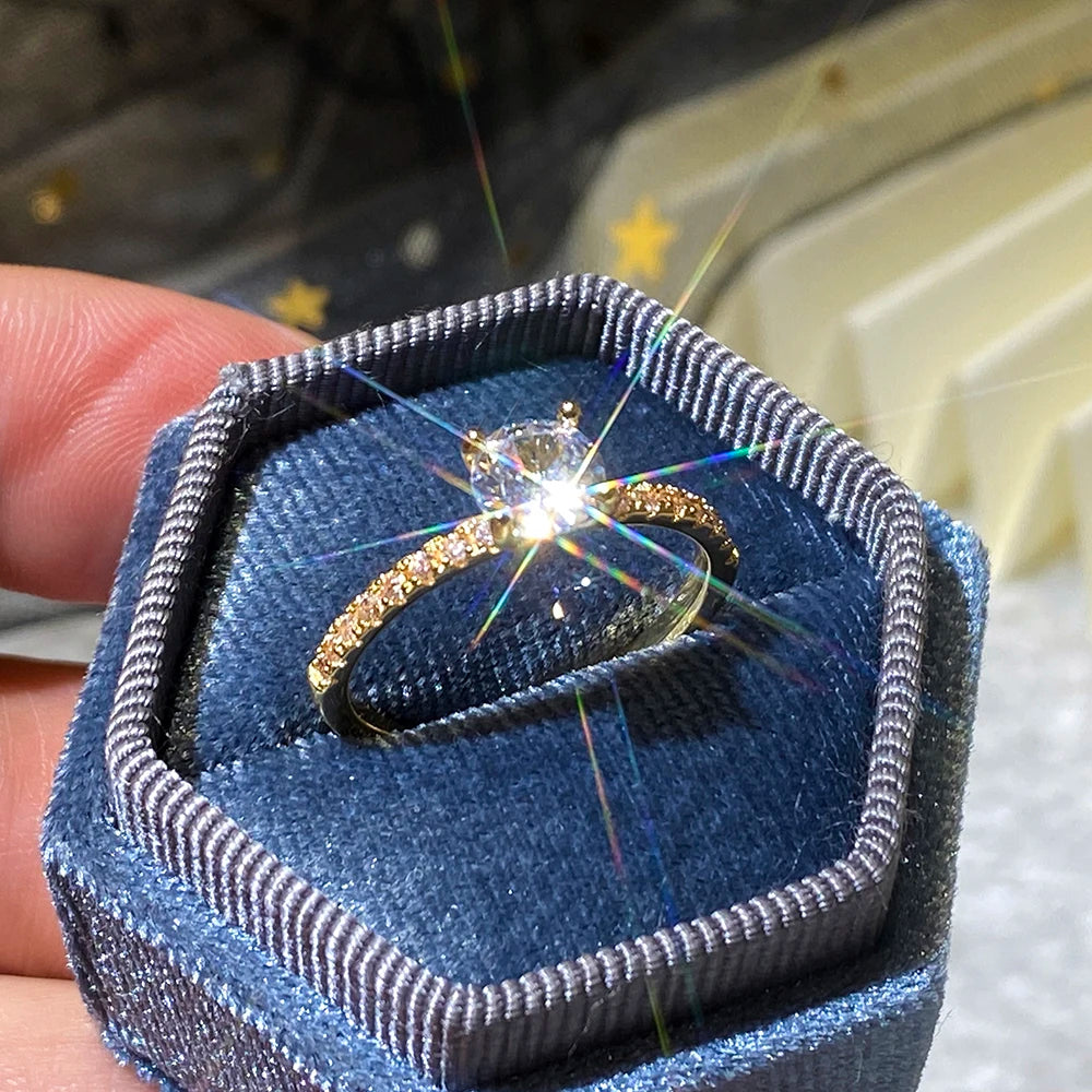 Verlobungsring Damen – Klassischer 4-Krappen-Ring mit Zirkonia, 3 Farben | Zeyra | Versand aus D