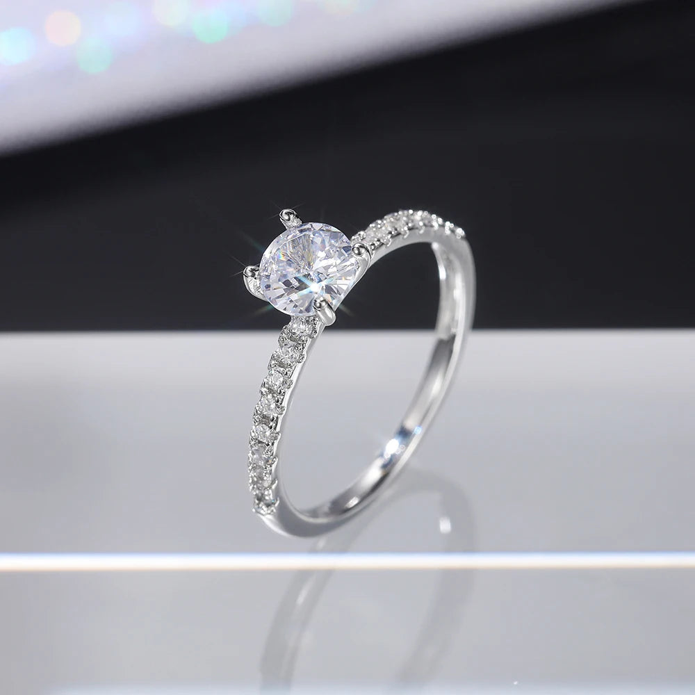Verlobungsring Damen – Klassischer 4-Krappen-Ring mit Zirkonia, 3 Farben | Zeyra | Versand aus D