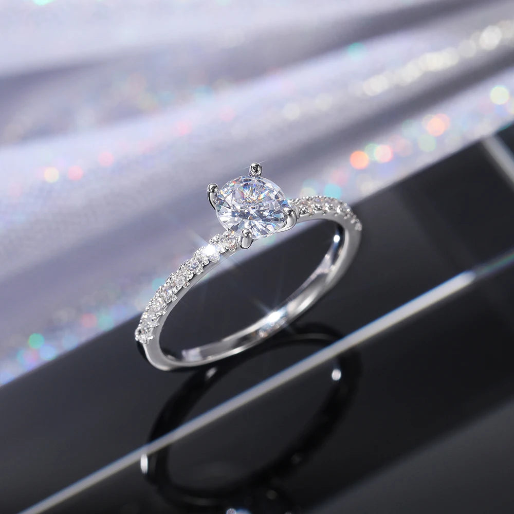 Verlobungsring Damen – Klassischer 4-Krappen-Ring mit Zirkonia, 3 Farben | Zeyra | Versand aus D