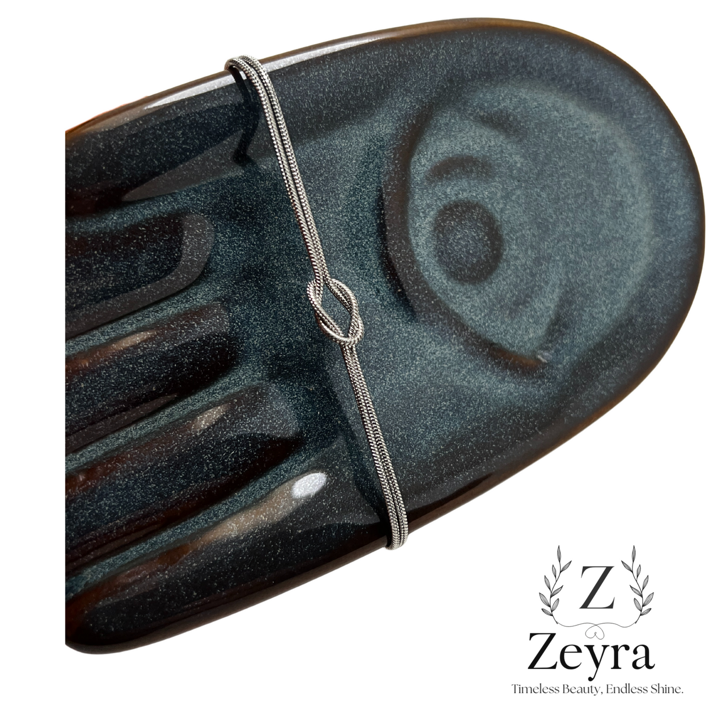 Infinity Bond – Verstellbares Edelstahl-Armband mit Knoten-Design, Erhältlich in Gold & Silber | Zeyra | Versand aus DE