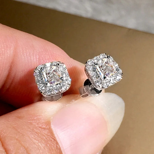 Zirkonia Ohrstecker Damen – Elegante Silberfarbene Stud Earrings, vielseitig & funkelnd | Zeyra | Versand aus D