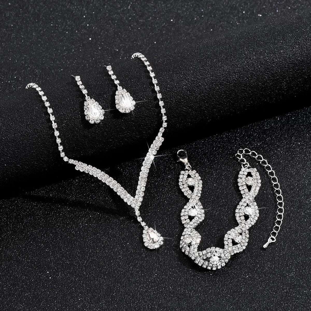 3-teiliges Schmuckset Damen – Schwarze Kristall-Steine, Halskette, Armband & Ohrringe | Hochzeit & Party | Zeyra | Versand aus D