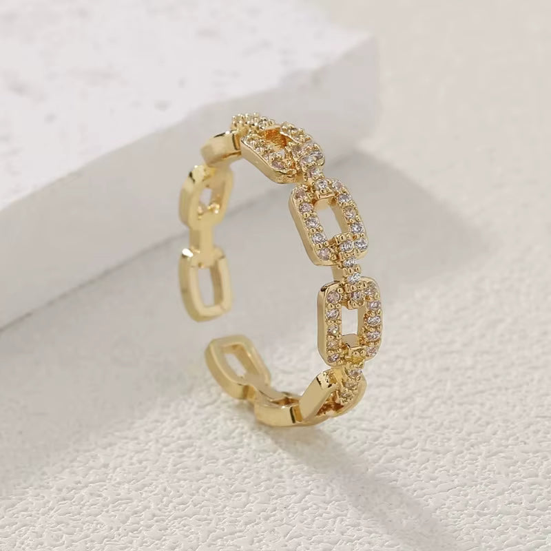Zirkonia Twist Chain Ring – Offener Damenring in Gold & Silber | Eleganter Fingerring | Zeyra® | Versand aus DE