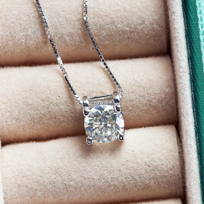 Moissanite Schmuckset Damen – 3ct D Color, 925 Sterling Silber (Ohrringe & Halskette) | Hochzeit & Verlobung | Zeyra | Versand aus D
