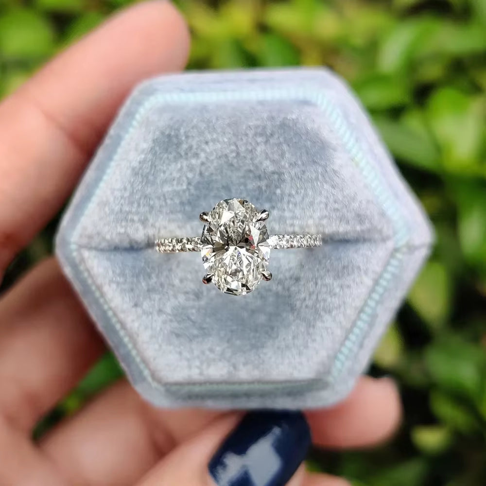 Zeyra® Oval Cut Moissanite Verlobungsring – 1/2/3/4 CT D-Farbe VVS1 | 925 Sterling Silber Damenring mit Hidden Halo & GRA-Zertifikat | Versand aus DE