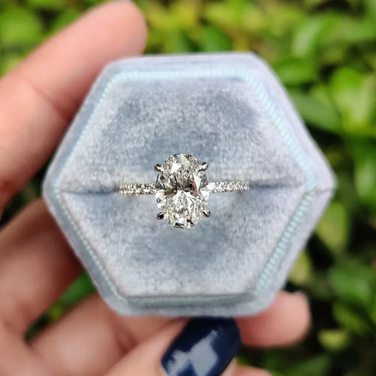 Zeyra® Oval Cut Moissanite Verlobungsring – 1/2/3/4 CT D-Farbe VVS1 | 925 Sterling Silber Damenring mit Hidden Halo & GRA-Zertifikat | Versand aus DE