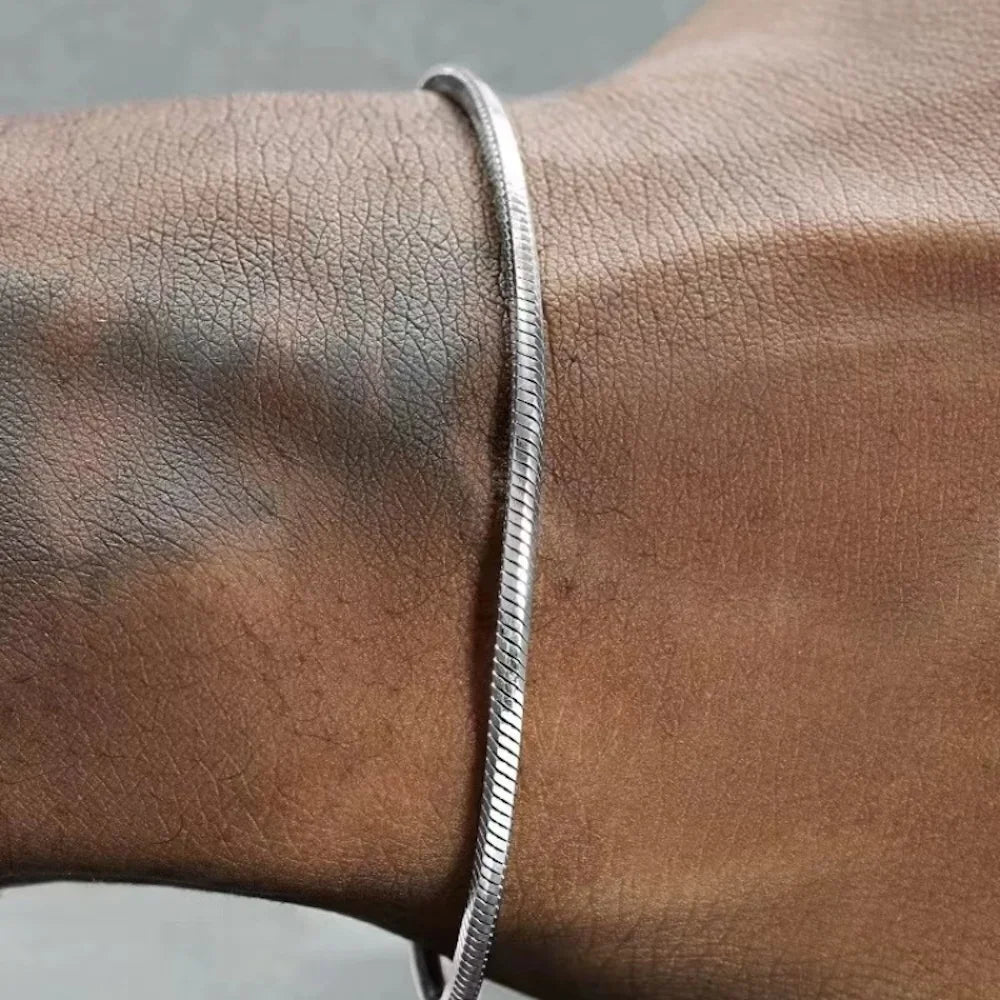 Zeyra® 3 mm Snake Chain Armband – 925 Sterling Silber | Unisex Schmuck | Hip-Hop, Minimal & Fashion Style | Edelstahl-Look für Damen & Herren