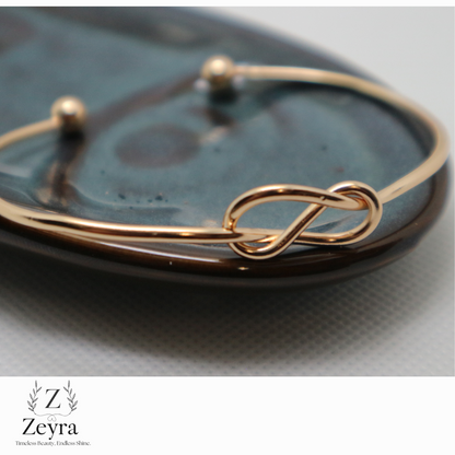 Zeyra Éternelle – Feines Armband mit rosegoldenem Finish & Naturperlen | Zeyra | Versand aus DE
