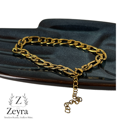 Golden Link – Vergoldetes Edelstahl-Armband mit Ketten-Design, Verstellbar & Langlebig | Zeyra | Versand aus DE