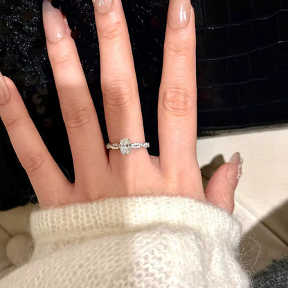 Zeyra® 1ct Oval Cut Moissanite-Ring – 18K vergoldet & 925 Sterling Silber | D Color VVS1 Brillanz | Verlobungs- & Hochzeitsring für Damen