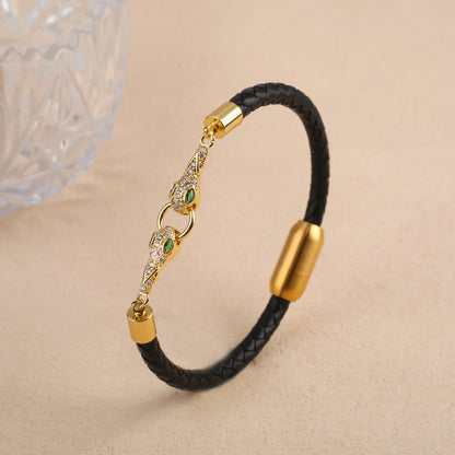 Lederarmband mit Leopardenkopf – Edelstahl & Zirkonia, geflochtenes Design | Unisex | Zeyra | Versand aus D