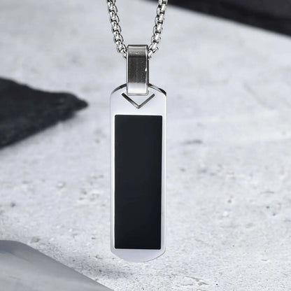Herren Halskette Schwarz – Edelstahlkette mit Quadratischem Anhänger, Minimalistisch & Wasserfest | Zeyra | Versand aus D