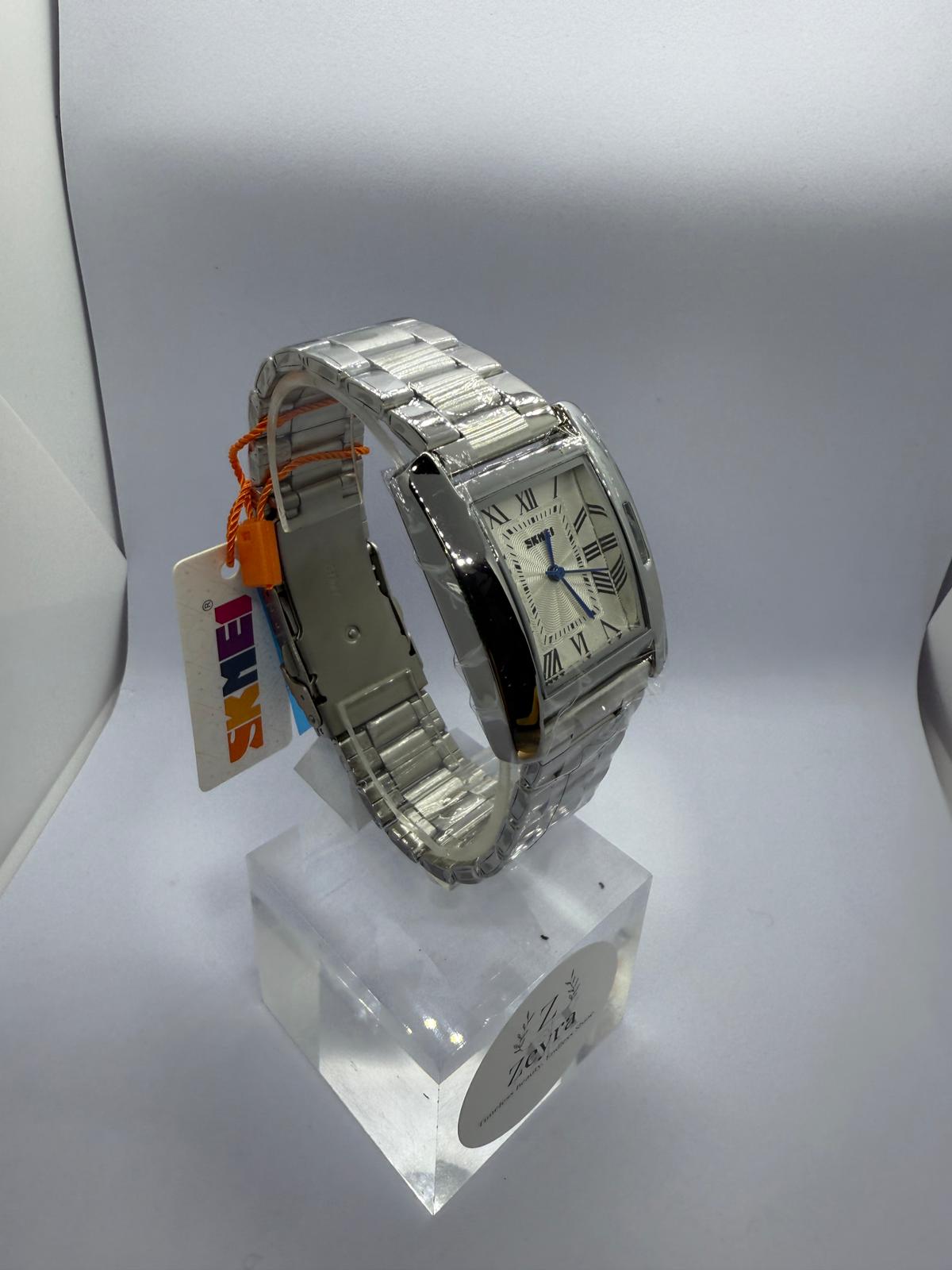 Zeyra Classic Roman – Rechteckige Quarz-Armbanduhr in Roségold | Edelstahlarmband | Versand aus Deutschland