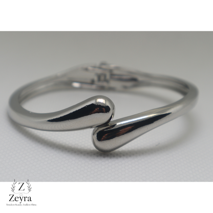 Zeyra Argent – Elegante Spange in Silberoptik mit Tropfendesign | Zeyra | Versand aus DE